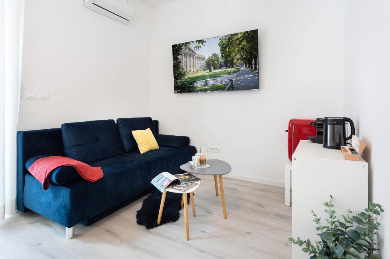 Design Triplex In The City Center With A Balcony Lejlighed Zagreb Eksteriør billede