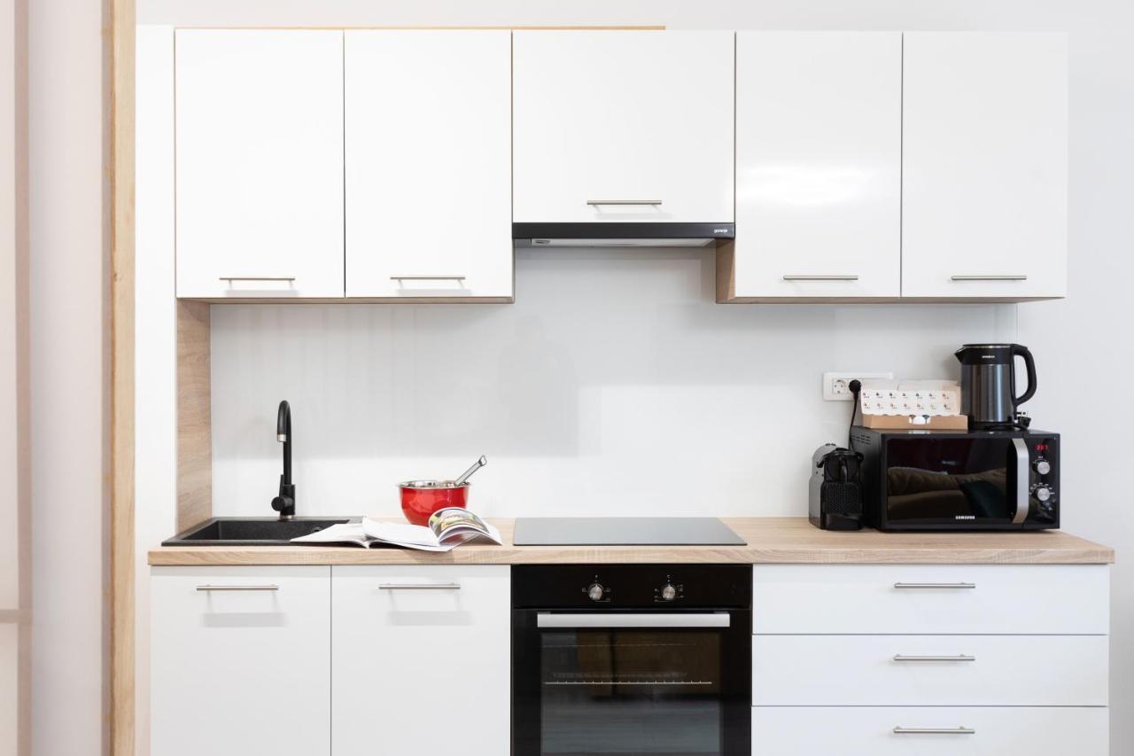 Design Triplex In The City Center With A Balcony Lejlighed Zagreb Eksteriør billede